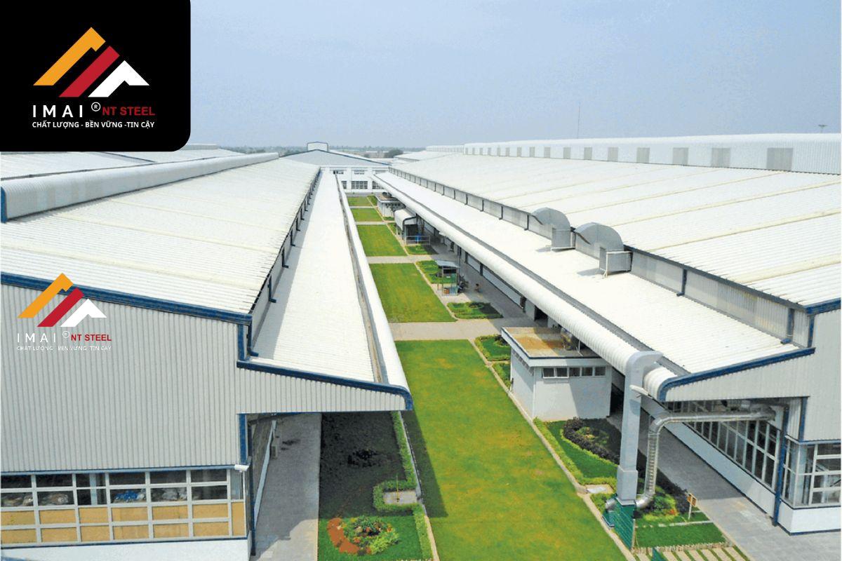 Mẫu mái hiên nhà xưởng, mái che cửa nhà xưởng