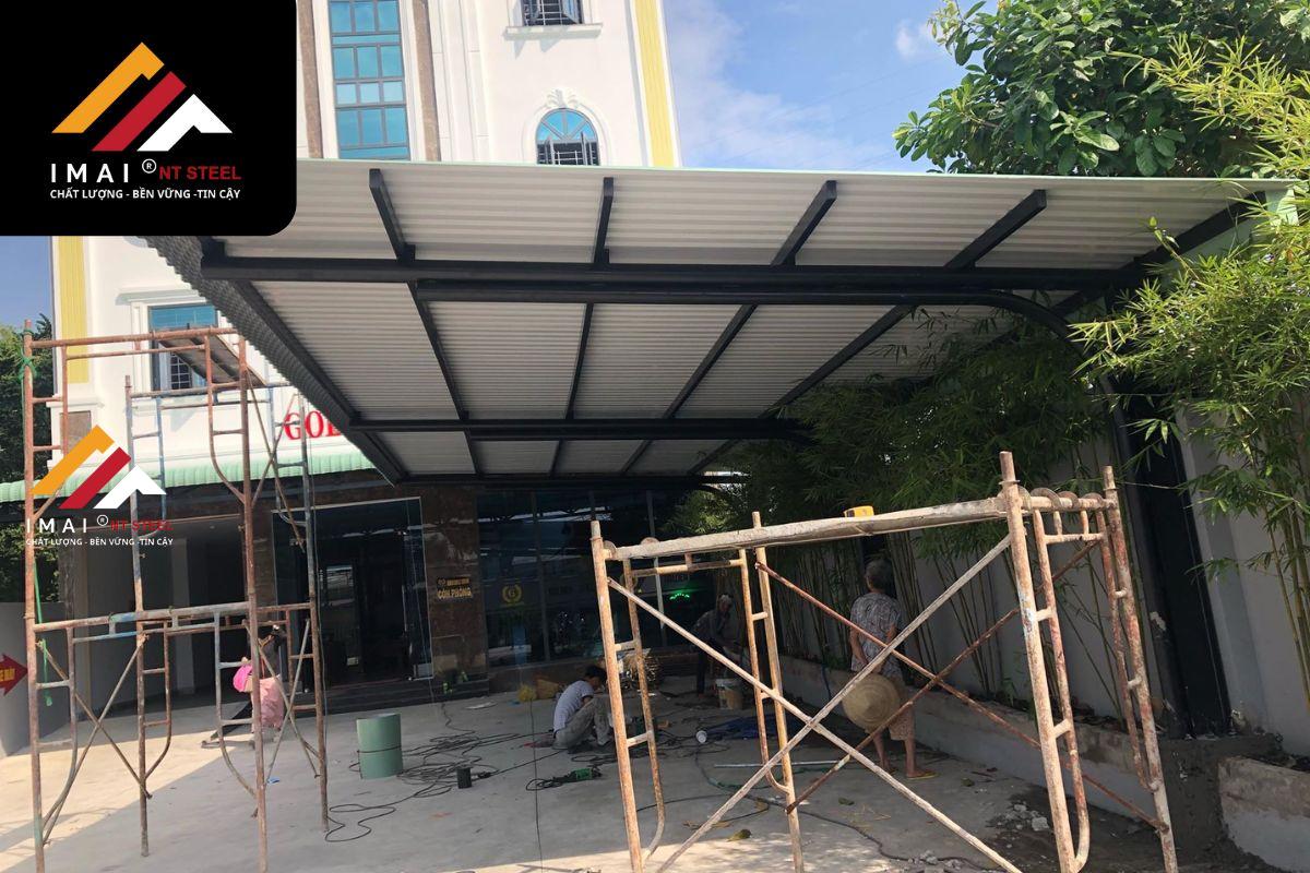 Mẫu mái khu để xe ngoài trời nhà xưởng