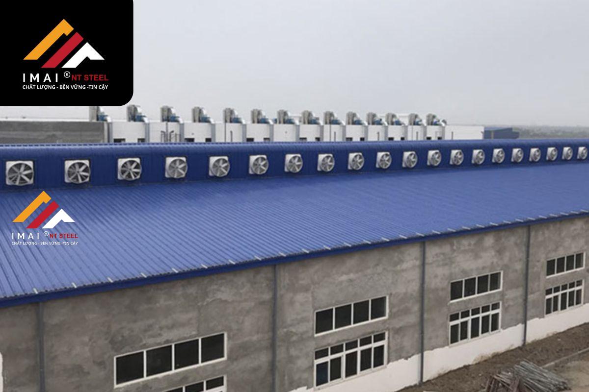 giải pháp thông gió nhà xưởng bằng mái tôn